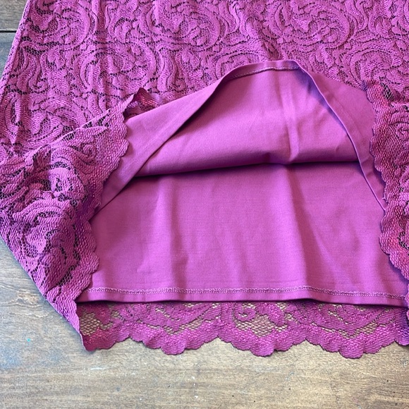 🌸Garnet Hill laced stretchy dress with 3/4 sleeves - Picture 4 of 10